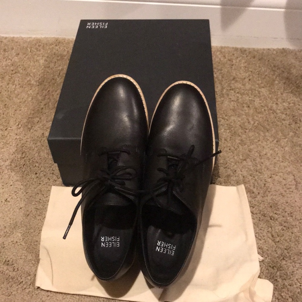 Eileen Fisher black smooth leather shoes